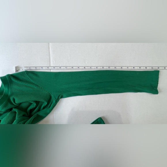 Pre-worn Zara Emerald Green Long Sleeve Top size S - Picture 3 of 5